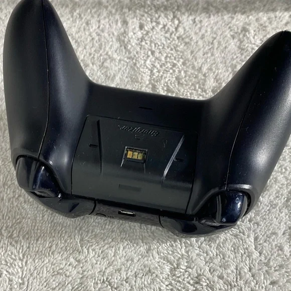 Xbox One Wireless Controller - Picture 11 of 13